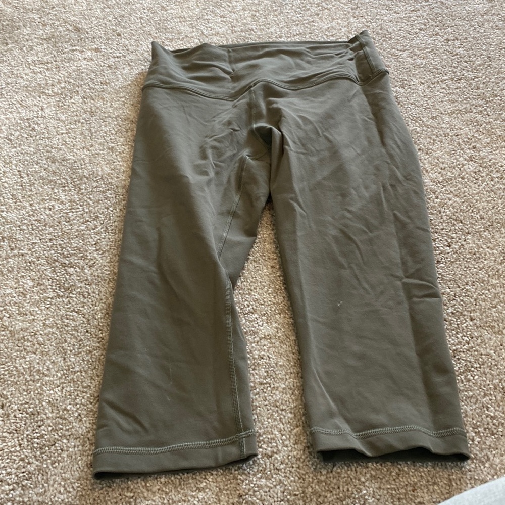 Lululemon cropped leggings